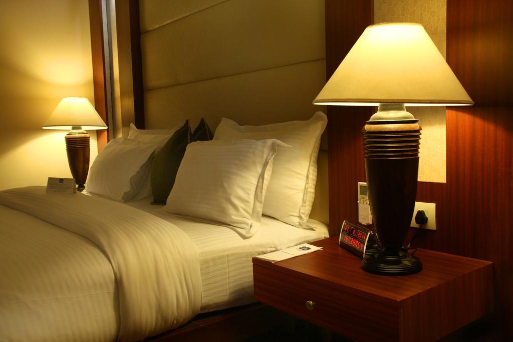 Continent Nakodar Hotel & Resorts Chambre photo